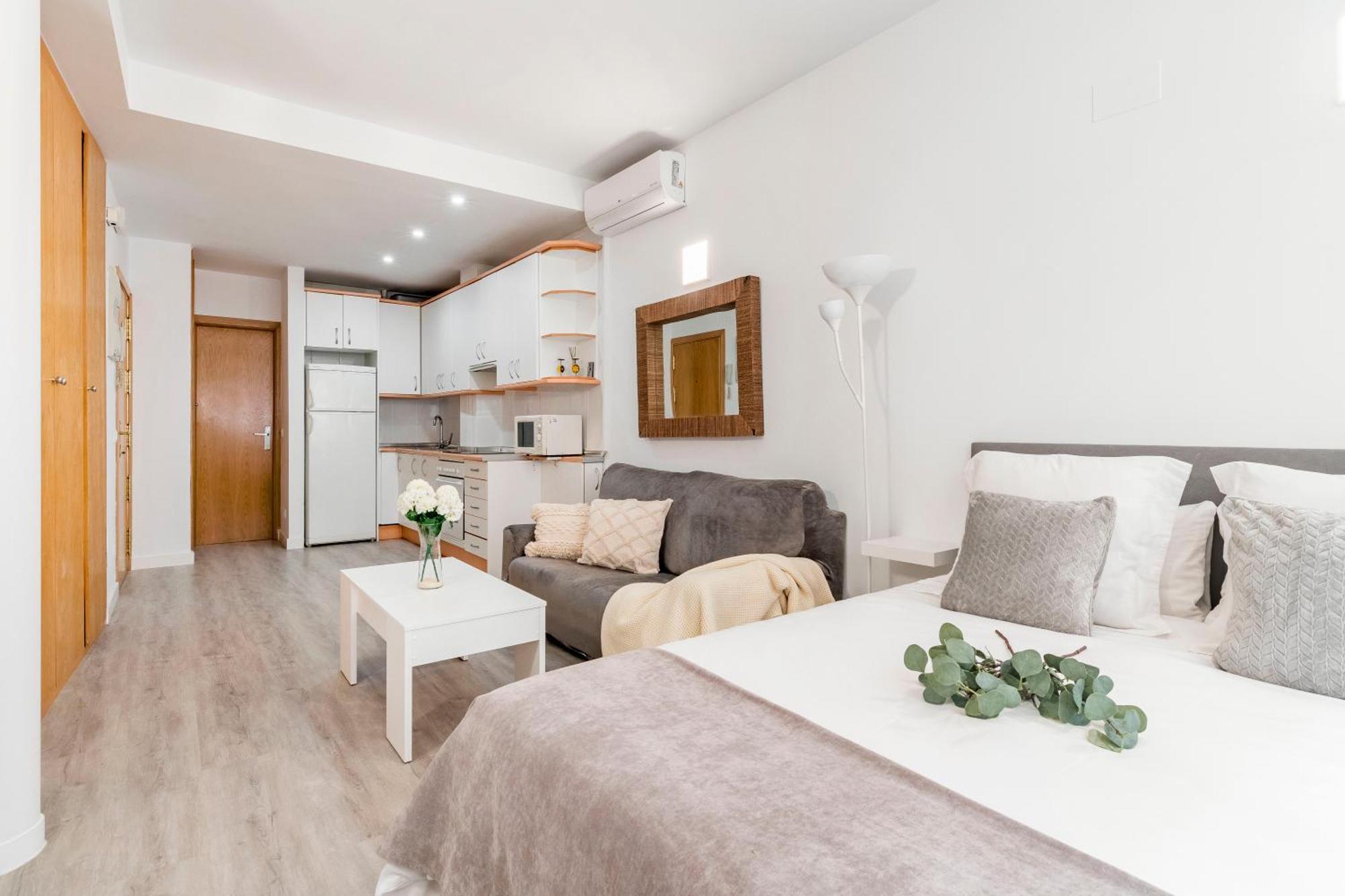 Charming Studio Avenida America มาดริด ภายนอก รูปภาพ
