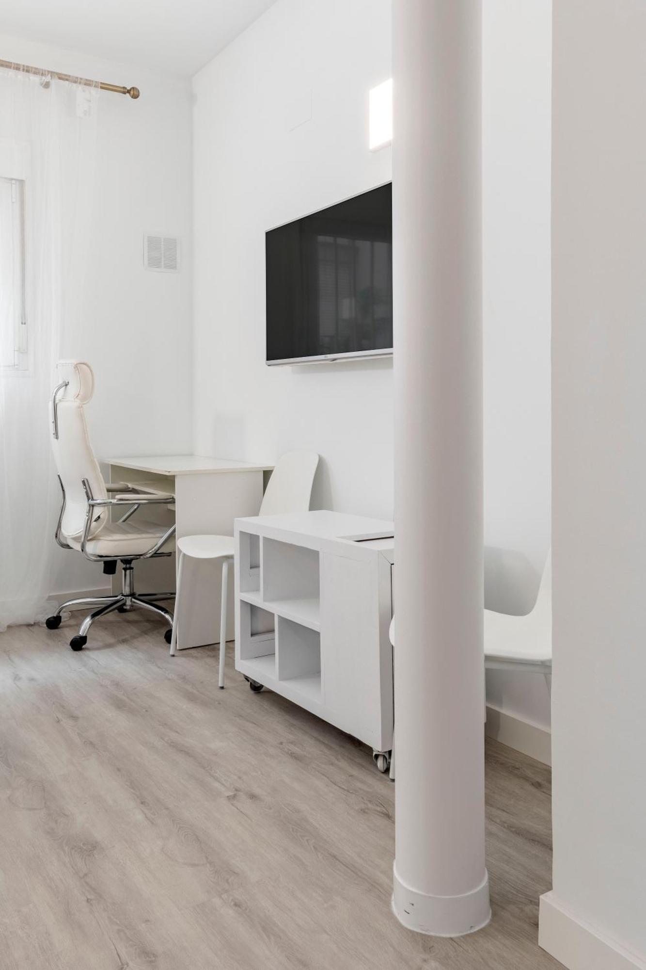 Charming Studio Avenida America มาดริด ภายนอก รูปภาพ